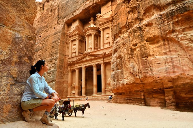 2-Day Petra from Eilat - Entering Petra through the Siq, where the timing matters