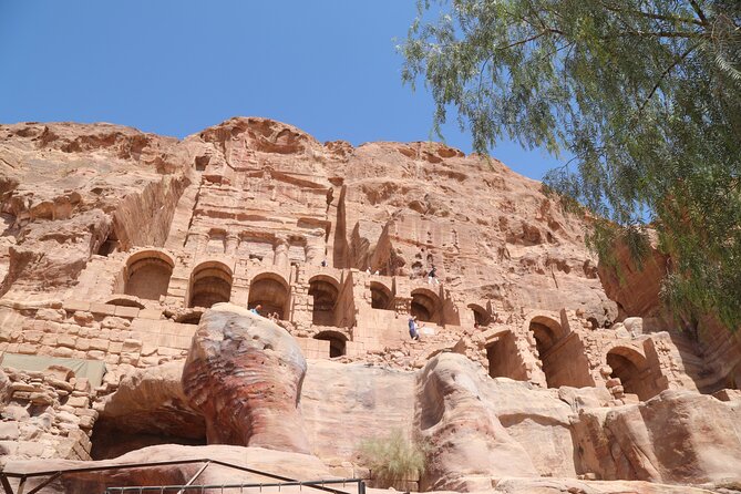 2 Day Tour to Petra and Wadi Rum from Tel Aviv - Who should book this tour, and who should rethink it