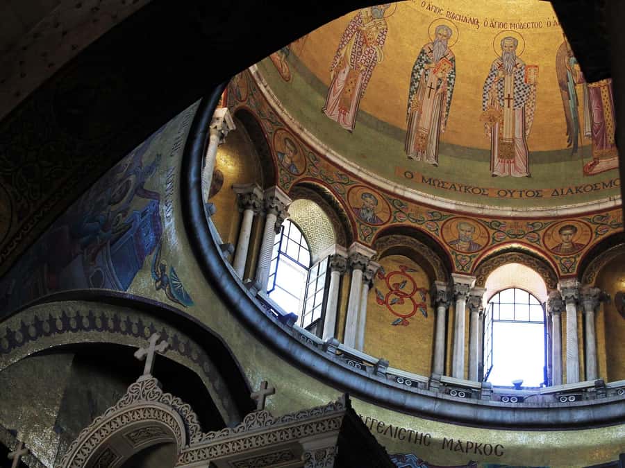 Christian Jerusalem in Russian - Gethsemane garden and the Church of All Nations, the centerpiece stop