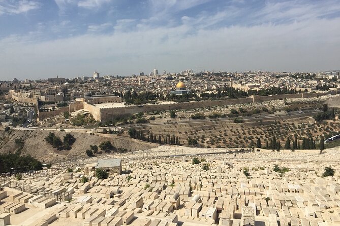 Day Tour Cruises Ashdod Port Jerusalem & Dead Sea or Bethlehem - Church of the Holy Sepulchre: the stop where everything feels close