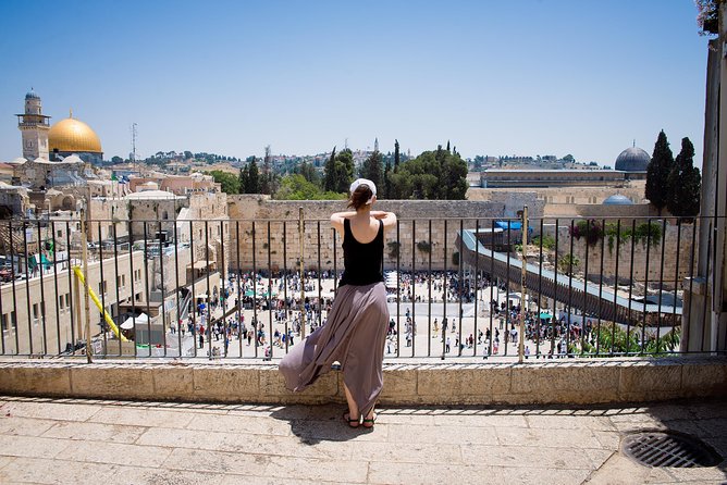 Day Tour to Jerusalem and Bethlehem from Tel Aviv - Christian Quarter and Via Dolorosa: Stations of the Cross Without the Fantasy