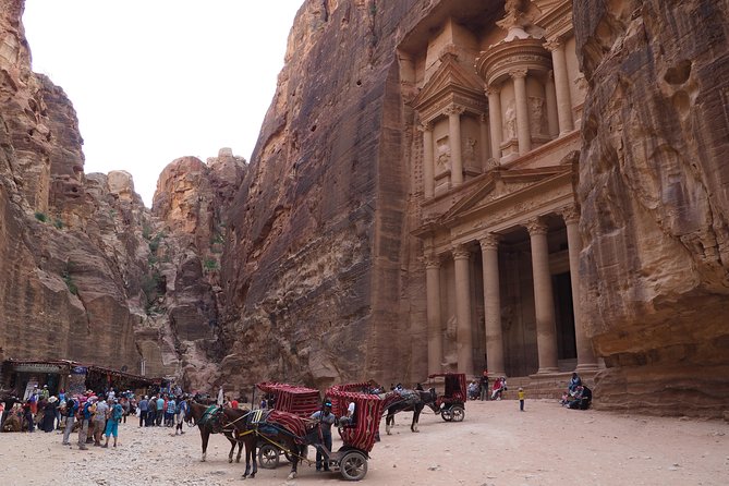Day Tour to Petra from Eilat - Lunch and Waiting Around: How the Day Stays Controlled