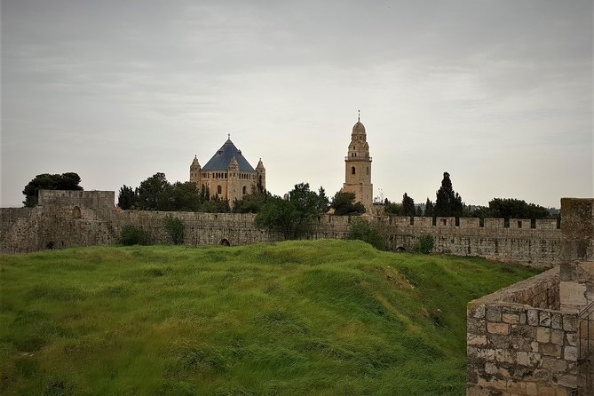 Discover the Secrets of the Underground Jerusalem with a private tour - Why This Underground Jerusalem Day Works So Well