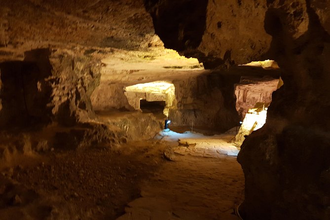 Discover the Secrets of the Underground Jerusalem with a private tour - Archaeological Park Under Al Aqsa Mosque