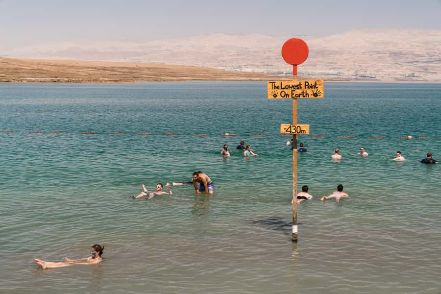 From Tel Aviv: Jerusalem Old City & Dead Sea Guided Day Tour - Guides, timing, toilet breaks, and why group energy matters