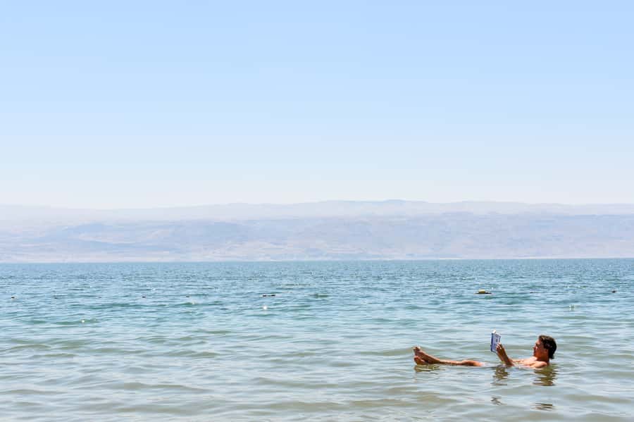 From Tel Aviv: Masada, Ein Gedi & Dead Sea Tour - Dead Sea floating and mud: what the private beach gives you