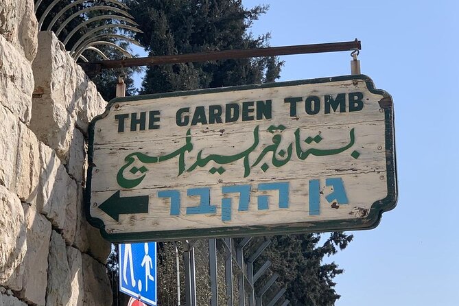 In The Footsteps of Jesus Day Tour - Dguide Self Guiding App - Damascus Gate to the Garden Tomb: the final walk plus a big timing warning