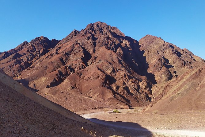 Jeep tour adventure Eilat mountains - Getting from Eilat to Camel Ranch, and why that first stretch is useful