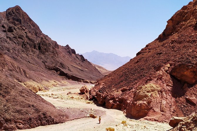Jeep tour adventure Eilat mountains - Seat comfort and the bumpy reality