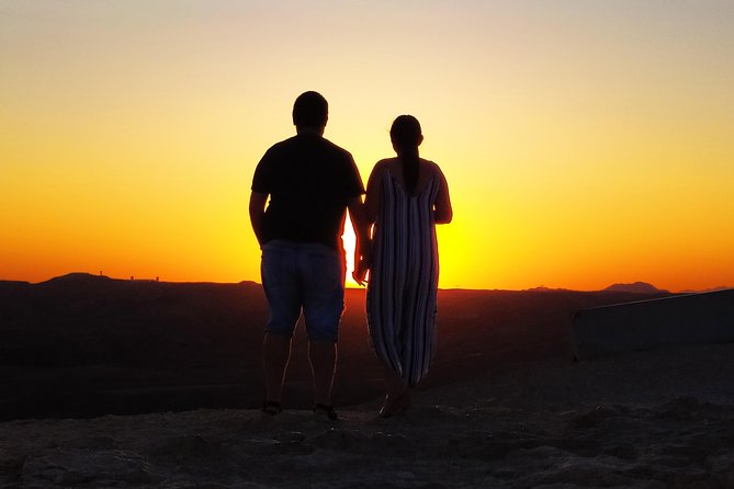 Jeep tour adventure Eilat mountains - Mount Yoash: the 4-country view stop that takes focus