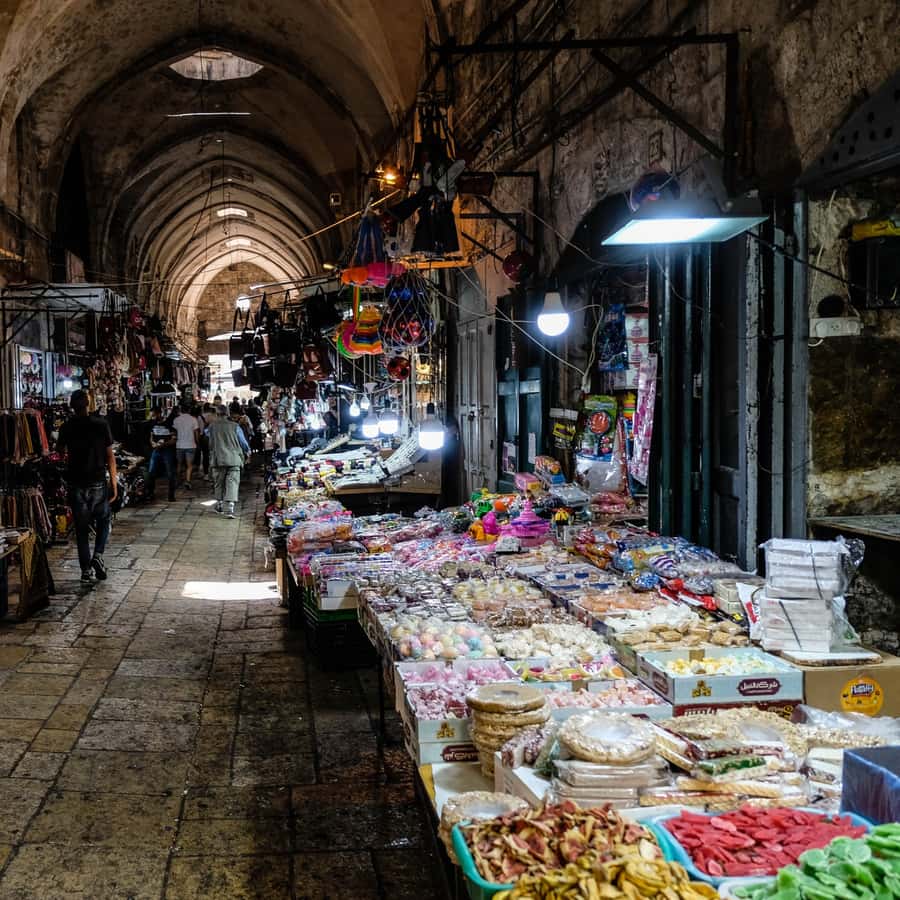 Jerusalem: 3-Hour Old City Tour in French - Western Wall and the Islamic era: seeing continuity without forcing sameness
