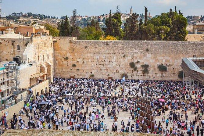 Jerusalem & Bethlehem Mini Group From Jerusalem. Up to 6 pax only - Should you book this Bethlehem and Old City mini tour?