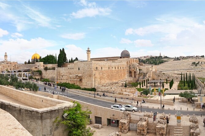 Jerusalem Full-Day Tour from Tel Aviv INCLUDING ENTRANCE FEES - What to wear and pack for Jerusalem holy sites (real-world rules)