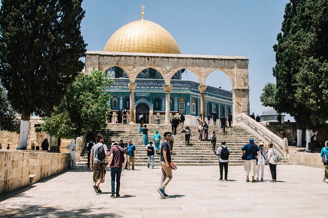 Jerusalem Guided Tour from Tel Aviv - Western Wall time: the observation deck helps you frame the holy space
