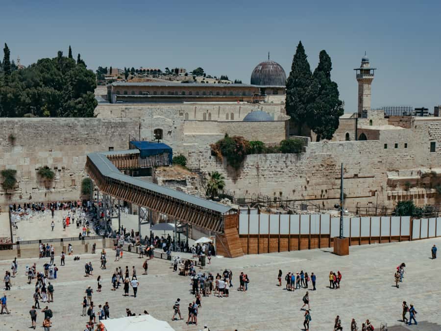 Jerusalem: Half-Day Tour from Tel Aviv - Western Wall to Old City drop-off: how the ending works