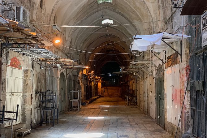 Jerusalem Old City Private Tour, from Tel Aviv - Jewish Quarter and the Broad Wall, where ancient walls meet daily life