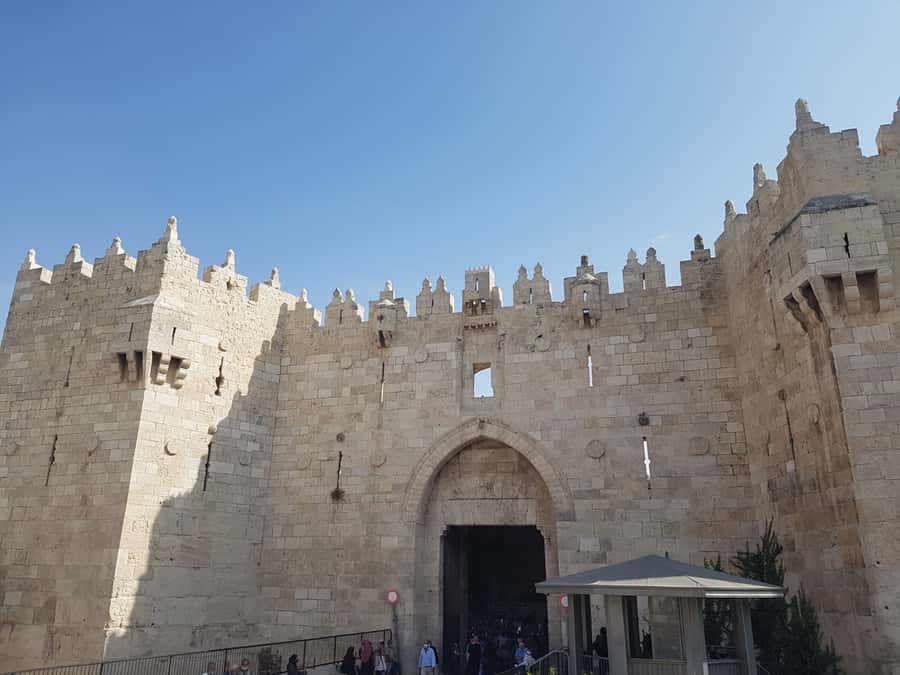 Jerusalem: Old City Walking Tour with Private Option - Meeting in front of Jaffa Gate, plus what your day should look like