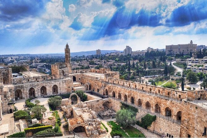 Jerusalem : Private Walking Tour with A Guide (Private Tour) - The real value of a private guide in Jerusalem’s lanes