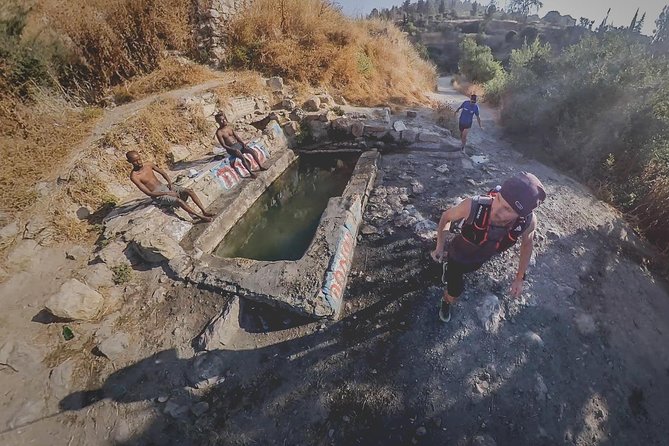 Jerusalem Running Tour-Experience the unique vibes of Jerusalem in your sneakers - Western Wall stop: short, respectful, and guided