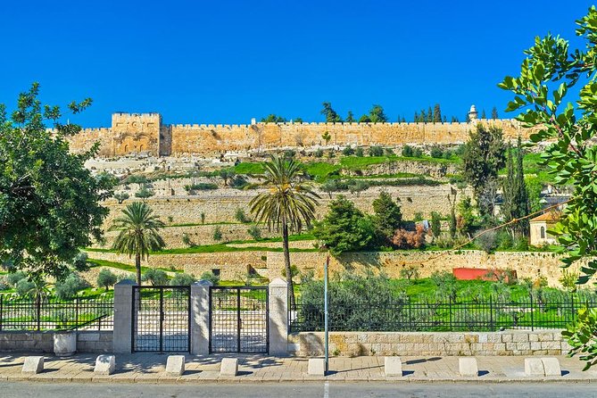 Jerusalem Temple Mount & Dome of the Rock - Stop 3: Old City Jerusalem streets, one hour of real walking