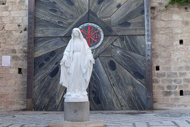 Jordan River, Nazareth and the Sea of Galilee Day Trip from Tel Aviv - Yardenit on the Jordan River: the baptism option and why it lands emotionally