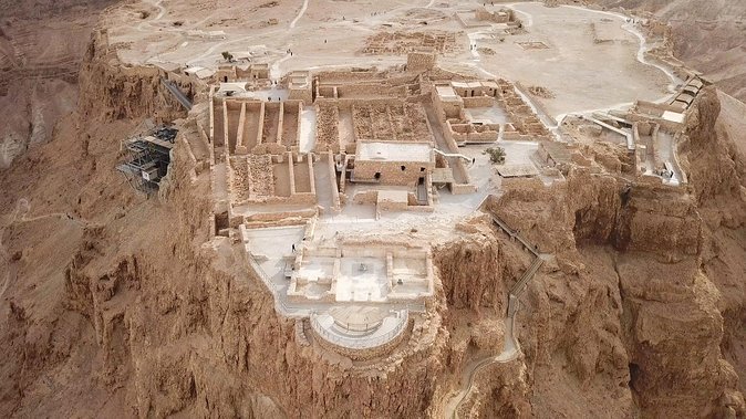 Masada and the Dead Sea Day Trip from Jerusalem - Dead Sea floating and mud bath: how to make 90 minutes count