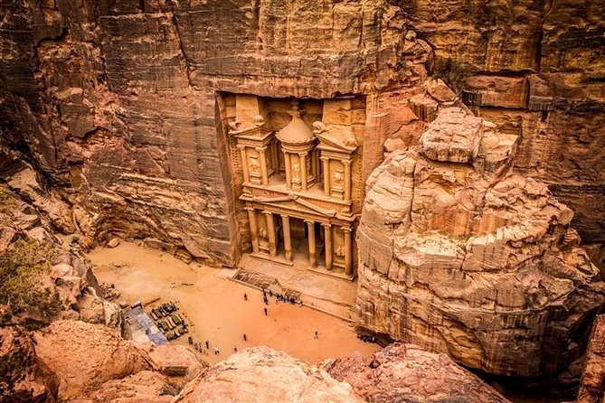 Petra and Wadi Rum 2 day tour from Eilat - From Eilat to Jordan: the border day rhythm