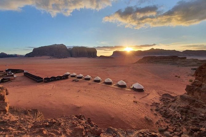 Petra & Wadi Rum 3 Days 2 Tour Nights from Eilat border - Day 2: Petra with an English guide, then Wadi Rum at sunset