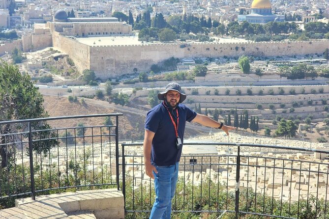 Private Full Day Tour to Bethlehem and Jerusalem From Tel Aviv - Church of the Holy Sepulchre: Following the Crucifixion Story to Golgotha and the Tomb