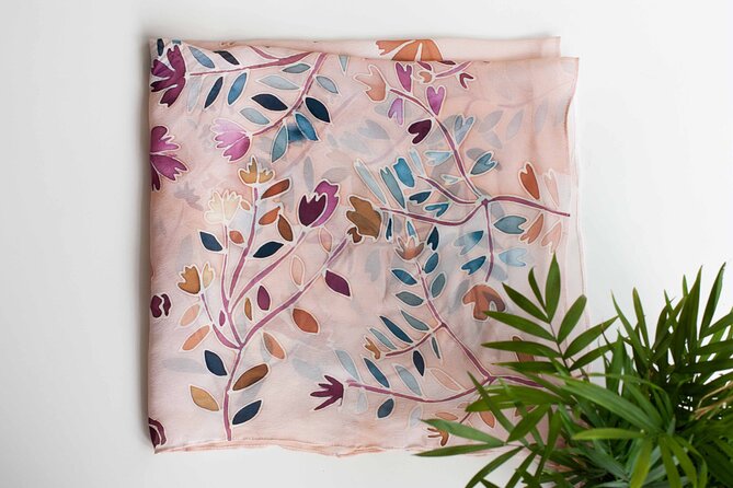 Private Silk Painting Workshop in Jerusalem - Create a scarf - - Step-by-Step Painting With Avigael, Colors, Brushes, and Confidence