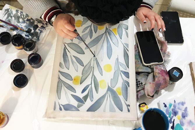 Private Silk Wall Hanging Painting Workshop in Jerusalem - Where you meet in Jerusalem, and how to plan your timing