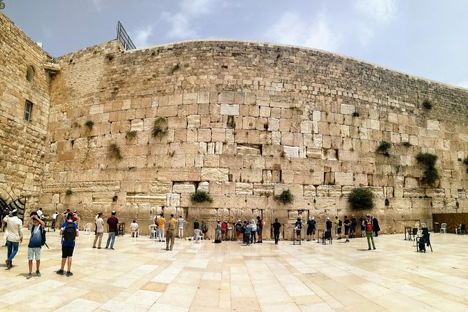 Private Tour: Old City of Jerusalem Christianity Tour - Western Wall, Mount Zion, the Cardo, and a Real Bazaar Stroll