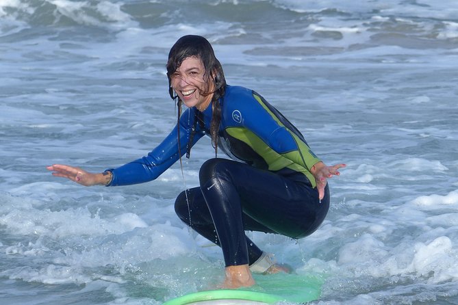 Professional Surfing lessons in the heart of Tel Aviv - Key points at a glance