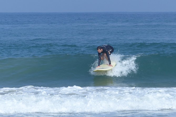 Professional Surfing lessons in the heart of Tel Aviv - Equipment that makes the lesson feel simple and complete