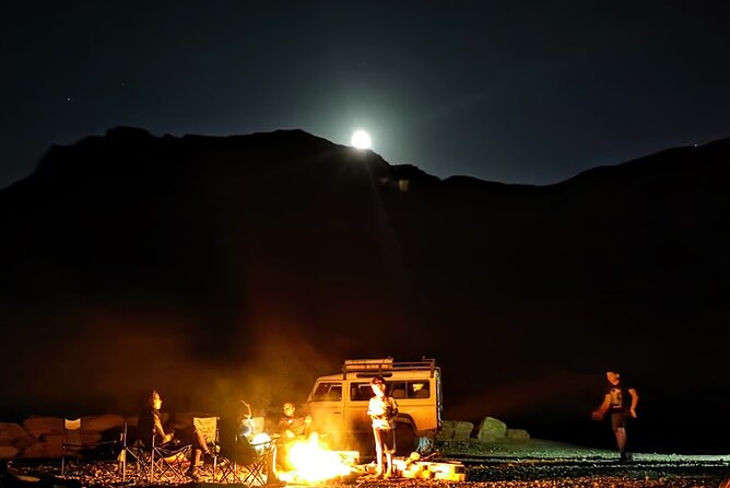 Sunset time Ramon Crater Jeep tour, bonfire and stargazing - Key highlights at a glance