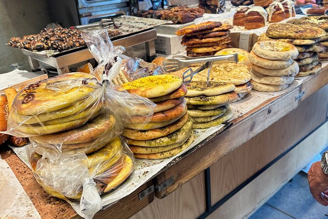 Tel Aviv: Carmel Market Food Tasting Tour “Shuk Hacarmel” - Why the Guide Makes the Difference (Montana’s Impact)
