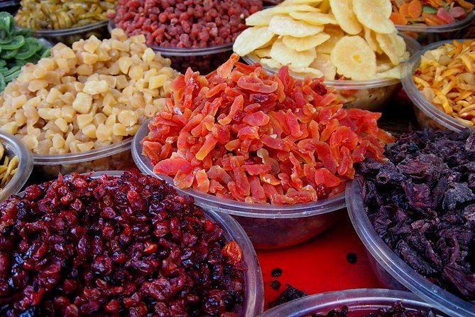 Tel Aviv Food Tour of the Carmel Market - The itinerary, step by step: what happens during your two hours