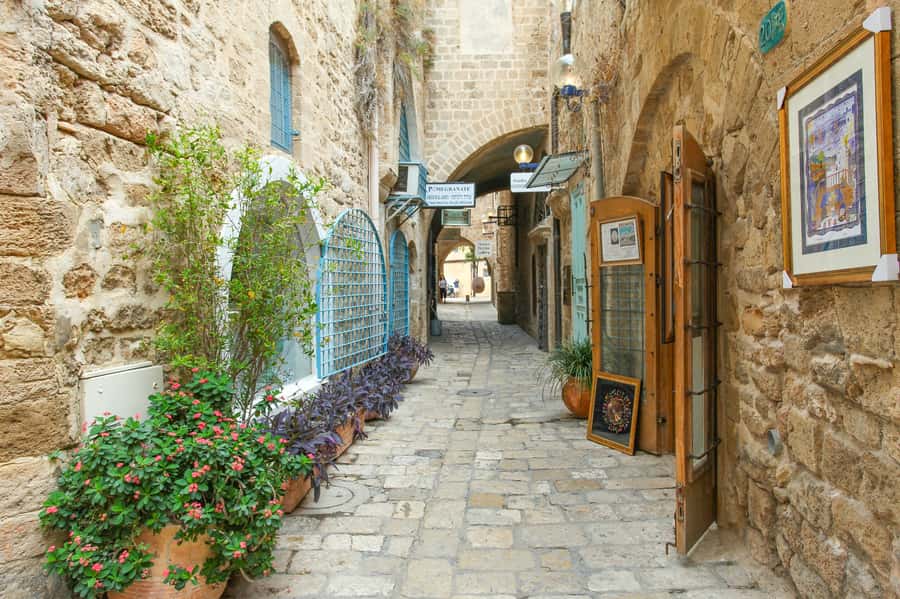 Tel Aviv: Jaffa & Carmel Market Walking Tour - Old Jaffa lanes, St. Peter’s Church, and sea views that change the mood