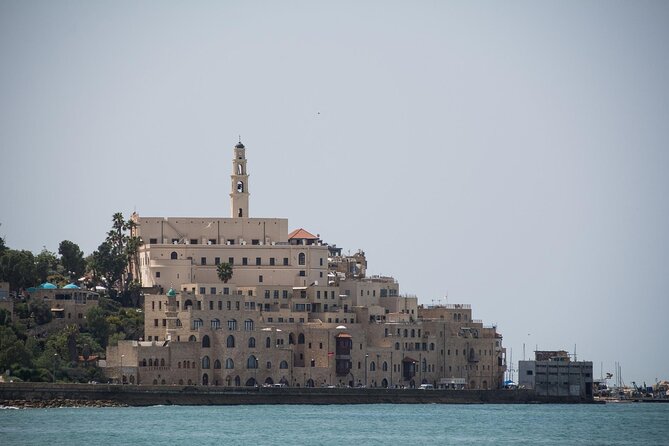Tel Aviv; Jaffa Old City, Port & Shuk Hapishpishim Walking Tour - Mahmoudiya Mosque: Ottoman architecture you can actually spot