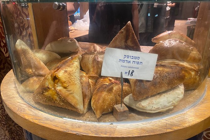 Tel Aviv; Jaffa Old City, Port & Shuk Hapishpishim Walking Tour - The flea market: antiques, art, and practical browsing