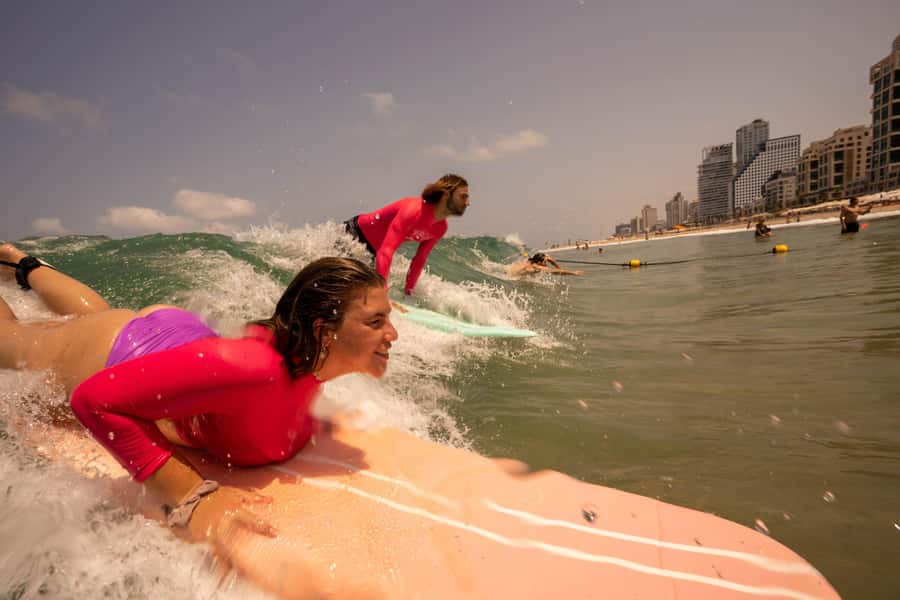 Tel Aviv: Professional Surfing Lessons at Beach Club TLV - Your 1-Hour Game Plan: From Land Demo to First Wave Rides