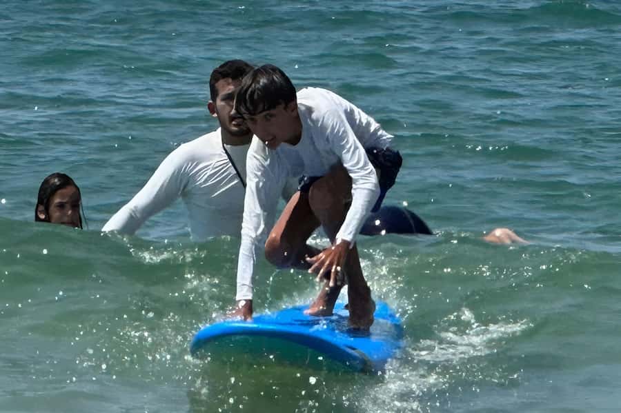 Tel Aviv: Professional Surfing Lessons at Beach Club TLV - Showers, Changing Rooms, and the Beach Club Practical Stuff