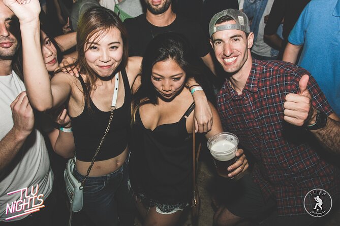 Tel Aviv Pub Crawl - The 9:30pm meet-up, plus that first walk you should expect