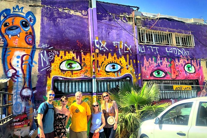 Tel Aviv Street Art Tour - What your guide actually does on the street