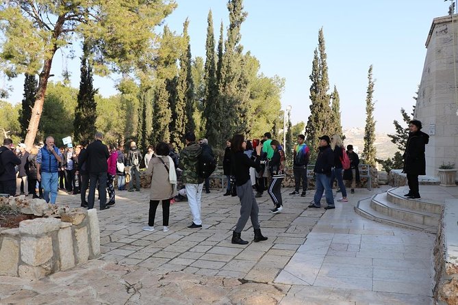 Travel From Jerusalem To Bethlehem and Dead Sea - Daily Group West Bank Tour - Church of the Nativity: the main event and the Birth Grotto question